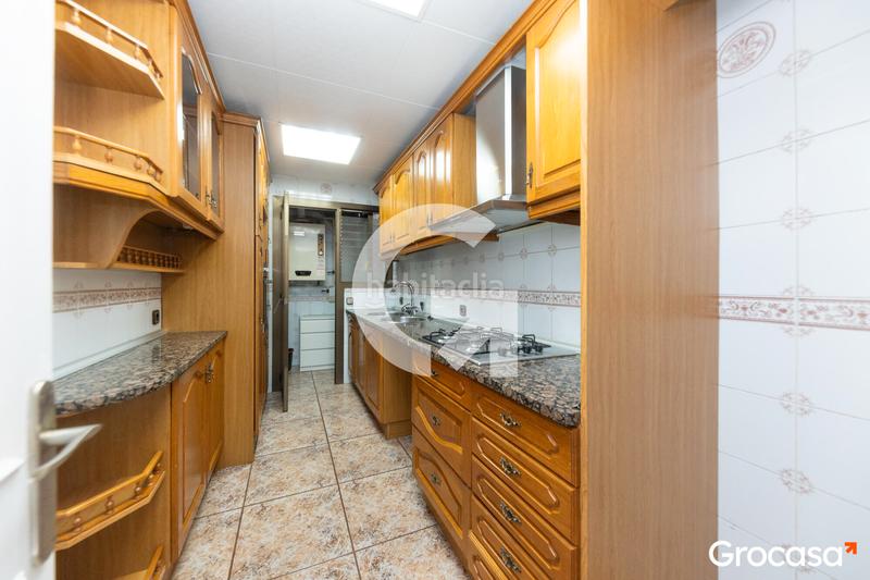 Foto d300bdcc-c29c-49ee-93b5-a7cc72d554b0. Duplex con riscaldamento in Horta Barcelona