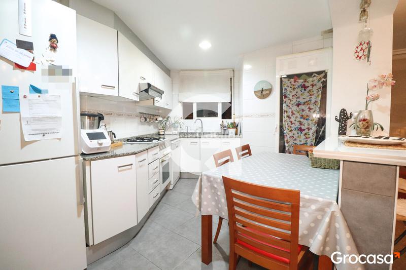 Foto 717bfeed-bd1f-4149-9ced-6098c0f775b5. Etagenwohnung mit heizung parking in Nuevo Centro Sagunt