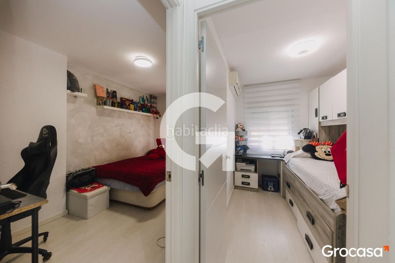 Foto a5577922-299a-474c-8c0a-d2ebd5c8f0cf. Casa adossada amb calefacció aparcament a Sagnier-Plaça de Catalunya Prat de Llobregat (El)