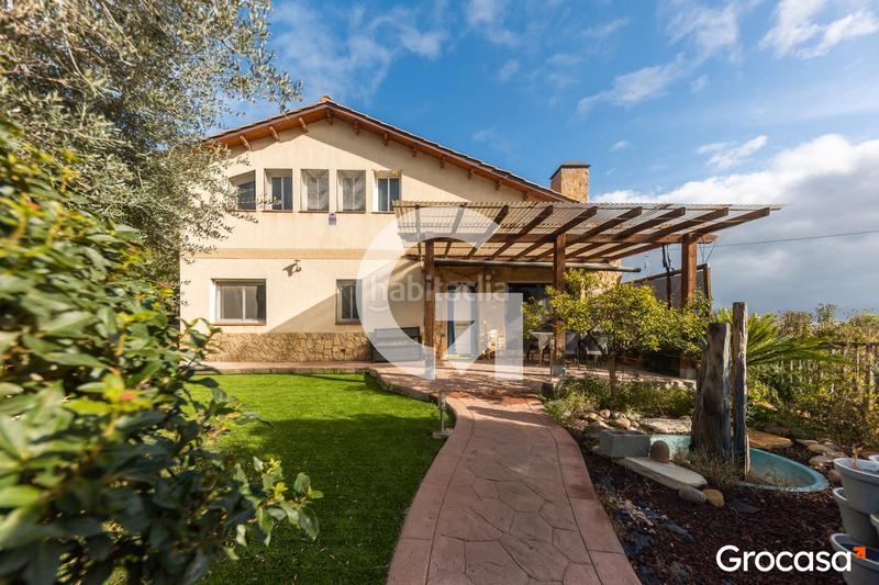 Foto b1cd4be4-2d3e-433b-8c96-e0a0e8e81b25. Casa con riscaldamento parcheggio in Vallirana