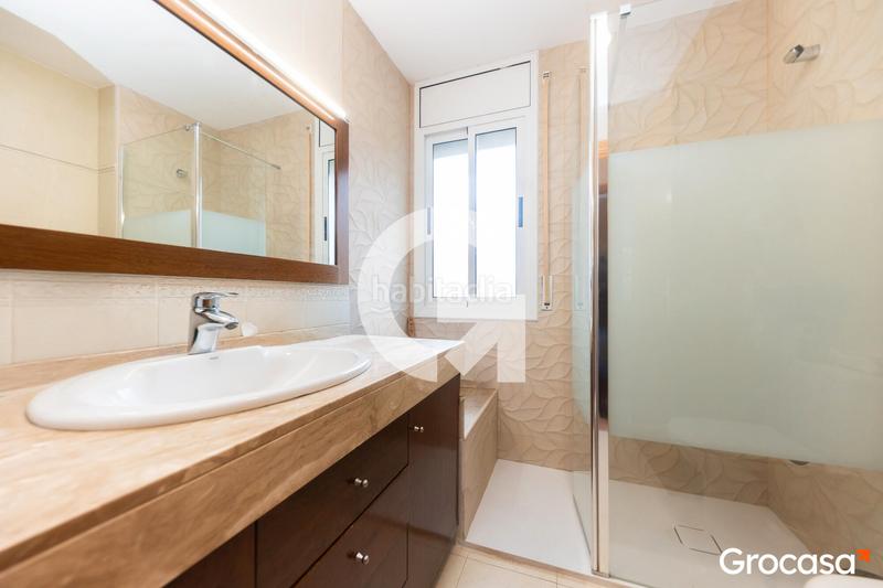 Foto c4d253fa-e995-4503-8bf8-94a3bf4998c7. Casa con riscaldamento parcheggio in Vallirana