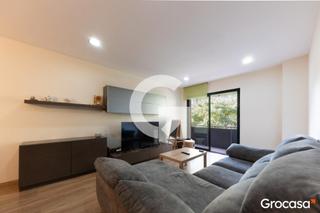 Pis a Sagnier-Plaça de Catalunya. Vivienda amplia y luminosa con parking en el prat de llobregat,