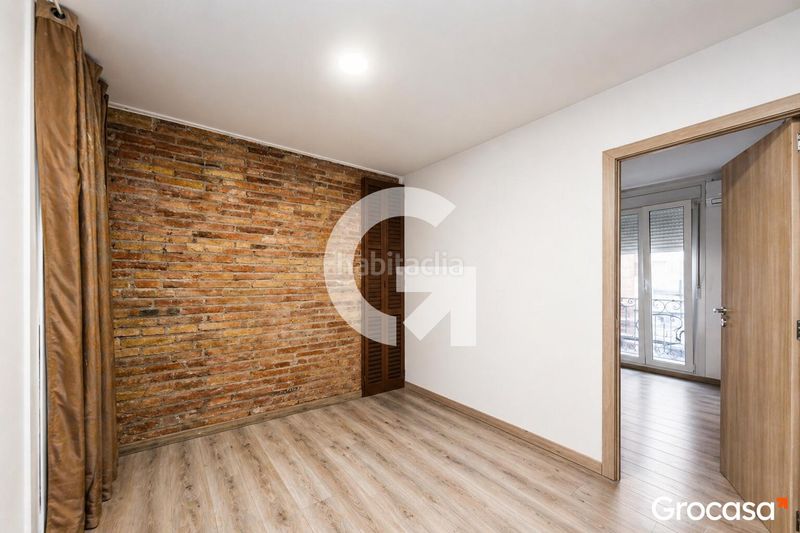 Foto cbeb68b7-761d-4816-8ce9-745364a6c76d. Pis a Hostafrancs Barcelona