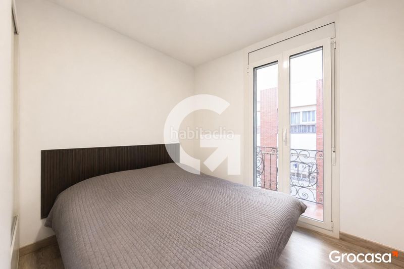 Foto ea2c005b-7ca9-4f11-a590-6b49c678d641. Pis a Hostafrancs Barcelona