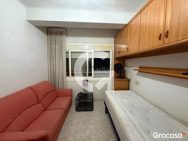 Foto 3b839fb5-cda1-4ce2-acc6-ac7de9bc1a52. Piso  luminoso en sants en Collblanc Hospitalet de Llobregat (L´)