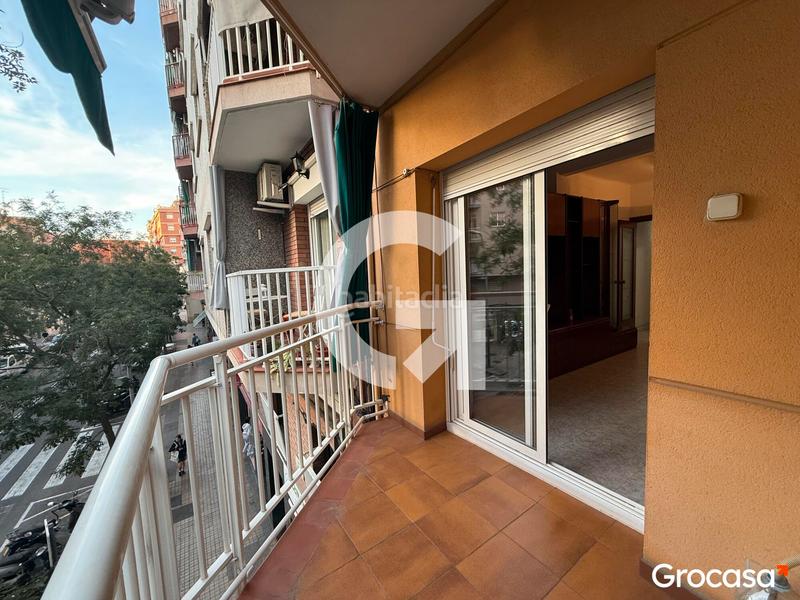 Foto 4c1ab7de-00b5-4ed5-8279-9cbe57d80eab. Piso  luminoso en sants en Collblanc Hospitalet de Llobregat (L´)