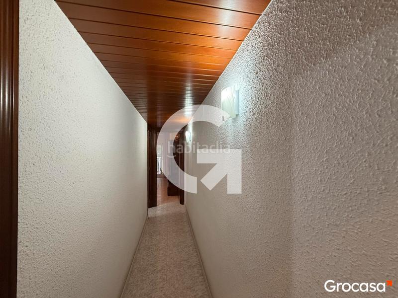 Foto 53e7930f-129a-4d79-a5eb-303416ba2e26. Piso  luminoso en sants en Collblanc Hospitalet de Llobregat (L´)