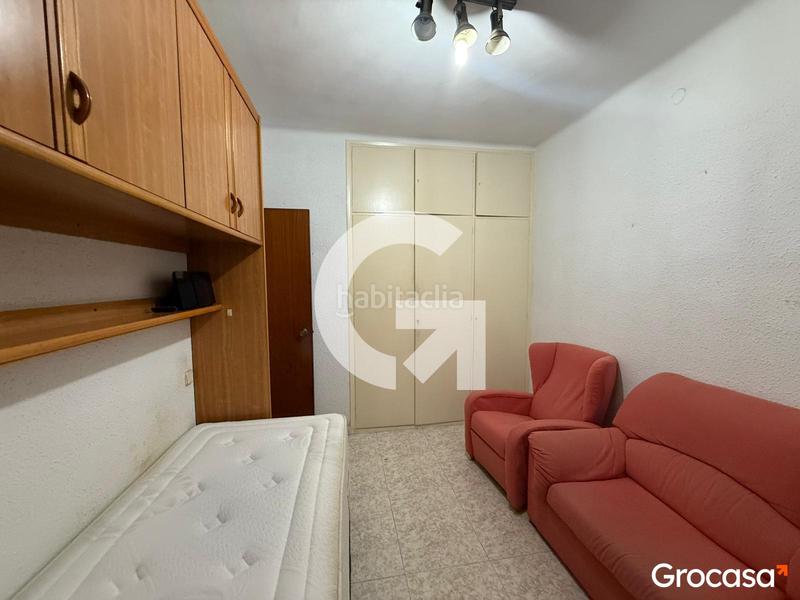 Foto 5bdbba0d-1a9a-41d2-bd3a-bd2f53afb15f. Piso  luminoso en sants en Collblanc Hospitalet de Llobregat (L´)