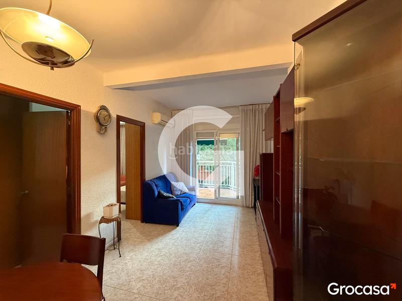 Foto 93052866-f5e4-435c-96a4-c3b67bd50338. Piso  luminoso en sants en Collblanc Hospitalet de Llobregat (L´)