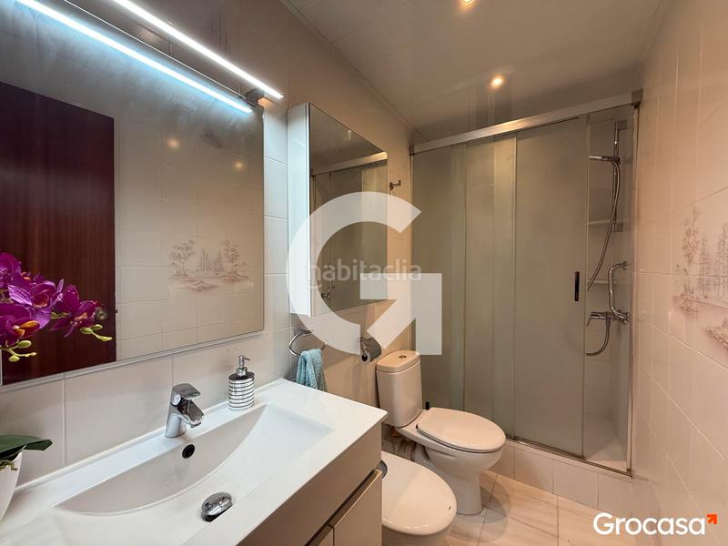 Foto d84abdb5-eaf0-45fe-8bf1-eb6ce3ed983c. Piso  luminoso en sants en Collblanc Hospitalet de Llobregat (L´)