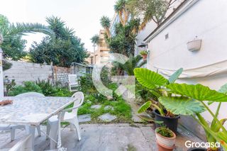 Pis  Cl joan maragall. Vivienda �nica por sus caracter�sticas  amplitud, independencia