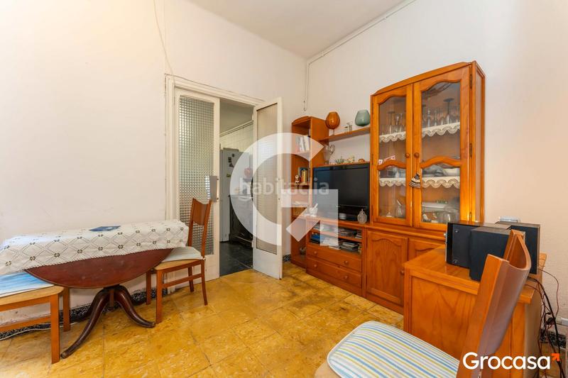 Foto b01c1045-add6-494e-abc7-1f96c3ebc102. Pis a Centre Cornellà de Llobregat