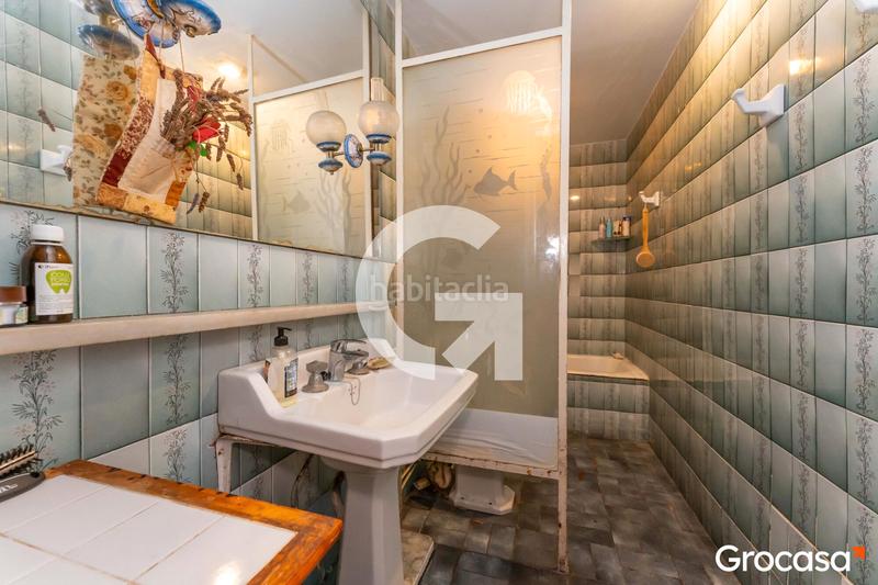 Foto d9f2d6f2-3438-4fad-97c4-3e1ec6aeaa1e. Pis a Centre Cornellà de Llobregat