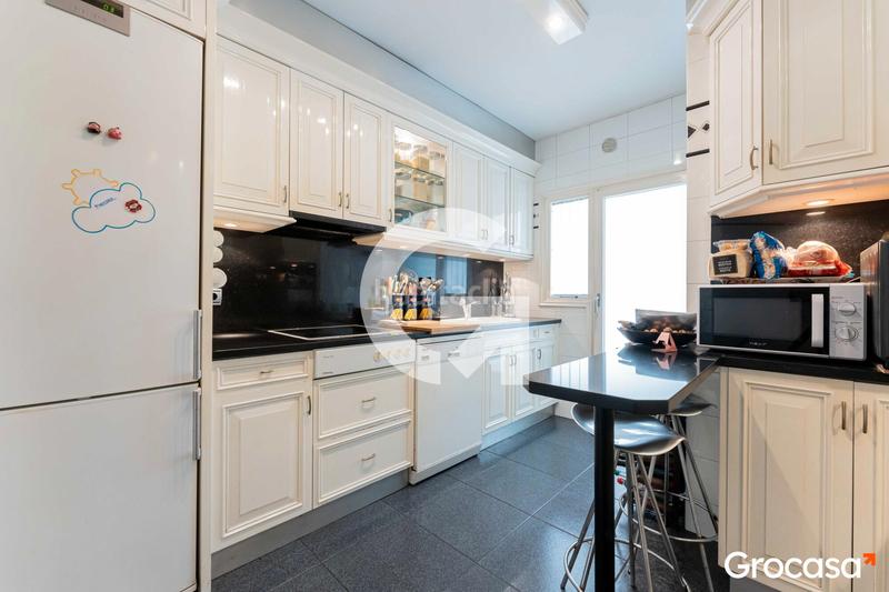 Foto 051478c9-9aac-43a9-b5e0-7b0633f70511. Appartement avec chauffage dans Centre Cornellà de Llobregat