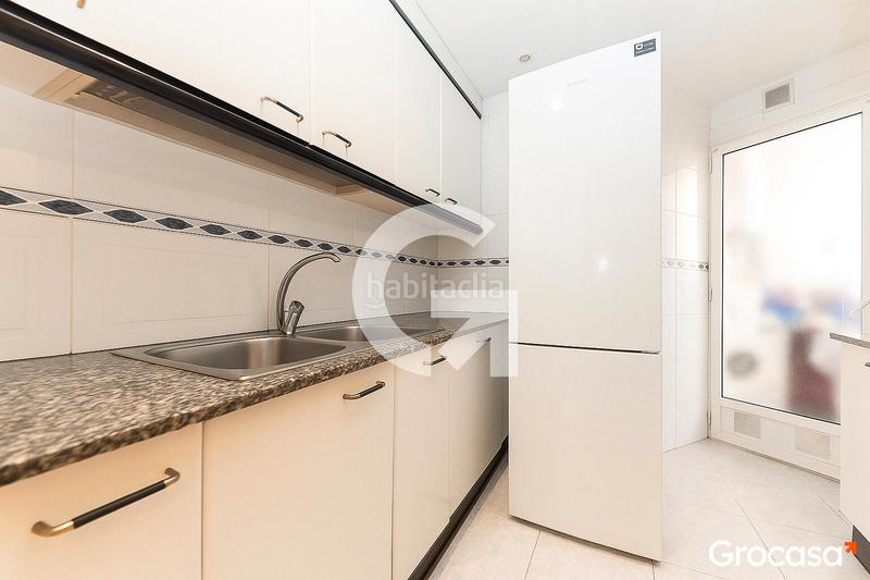 Foto 4cefb953-04b1-4113-9d0c-5667856727ba. Flat with heating in Torrent Ballester Viladecans