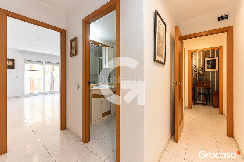 Foto 7dcefb31-789b-4098-a22f-10ef720d1282. Flat with heating in Torrent Ballester Viladecans