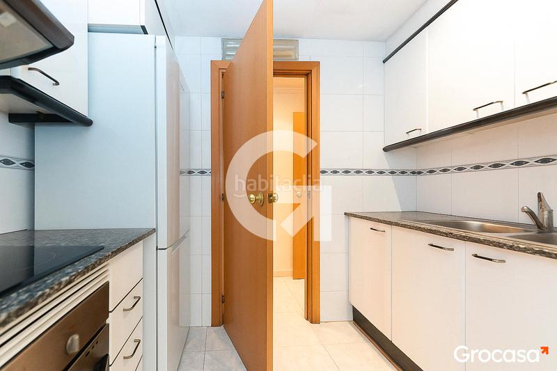 Foto e8ba531c-ef10-4c15-8f87-45ff437ef603. Flat with heating in Torrent Ballester Viladecans