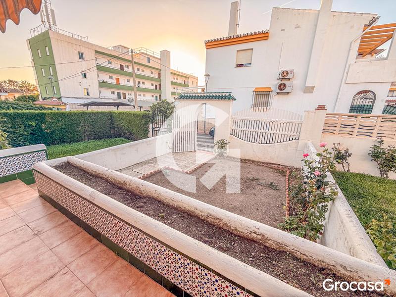 Foto 0f23b531-9686-471b-ae73-0c9674a50edd. Casa a schiera con parcheggio piscina in Torre de Benagalbón Rincón de la Victoria