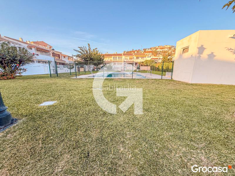 Foto 1faf5f4d-2ae3-462c-bc77-8a6fe0506542. Casa a schiera con parcheggio piscina in Torre de Benagalbón Rincón de la Victoria