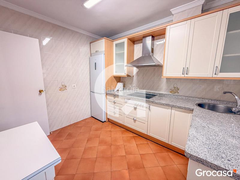 Foto 309dfe0d-ff66-45d5-b51f-1613f3f24343. Casa a schiera con parcheggio piscina in Torre de Benagalbón Rincón de la Victoria