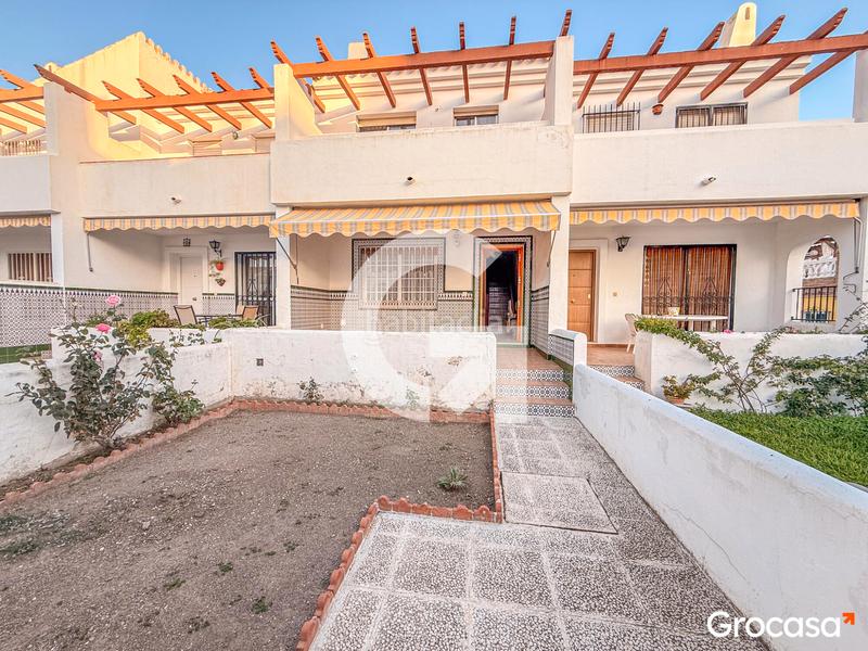 Foto 7fec2329-2e67-44ac-8466-c977357c171a. Casa a schiera con parcheggio piscina in Torre de Benagalbón Rincón de la Victoria