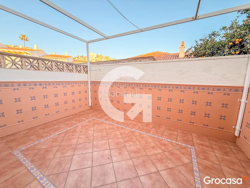 Foto b2e3c88e-6963-465f-a553-8d047f946b15. Casa a schiera con parcheggio piscina in Torre de Benagalbón Rincón de la Victoria