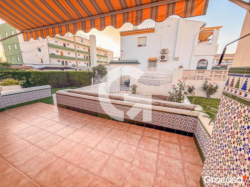 Foto bd26dd5f-ebd2-4ba3-b949-e92091287926. Casa a schiera con parcheggio piscina in Torre de Benagalbón Rincón de la Victoria