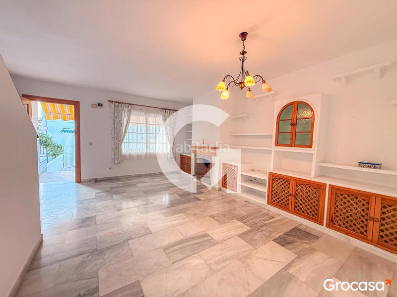 Foto e0254518-cbaf-4a37-bd6d-68a250271799. Casa a schiera con parcheggio piscina in Torre de Benagalbón Rincón de la Victoria