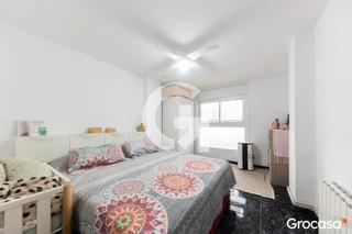 Pis a Sagnier-Plaça de Catalunya. Vivienda reformada con excelente ubicación y calidad de vida en