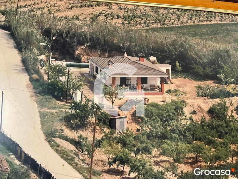 Foto 0e736819-1fd0-4ff5-be78-5e17f5e34a4c. Casa a Sant Esteve Sesrovires