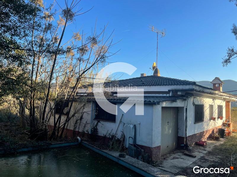 Foto 3daece0b-d9fb-42a9-b1aa-bf1166ba2afd. Casa a Sant Esteve Sesrovires