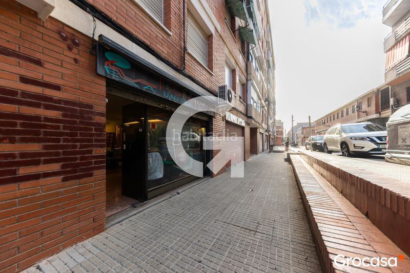 Foto c357387c-0aaa-44fc-9067-b57c59eb2b13. Local comercial amb calefacció a Centre Viladecans