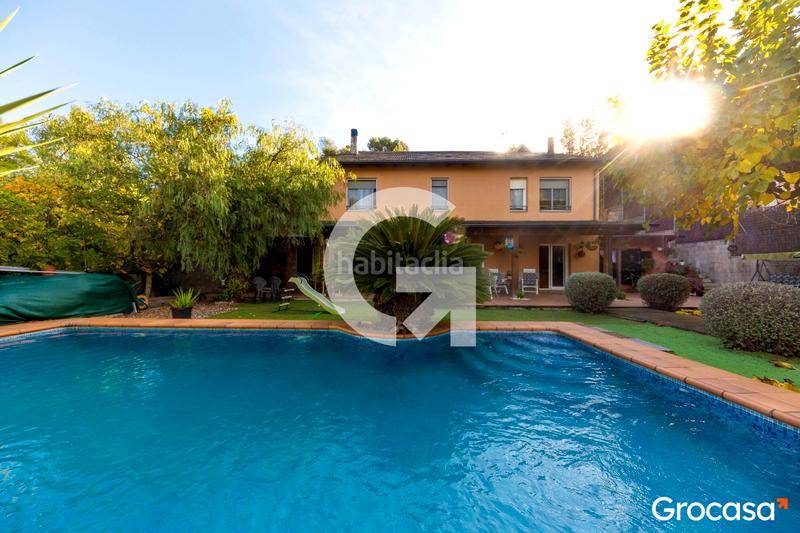 Foto 4f3142a1-8001-4144-8f45-00427e75b00d. Casa con riscaldamento parcheggio piscina in Vallirana