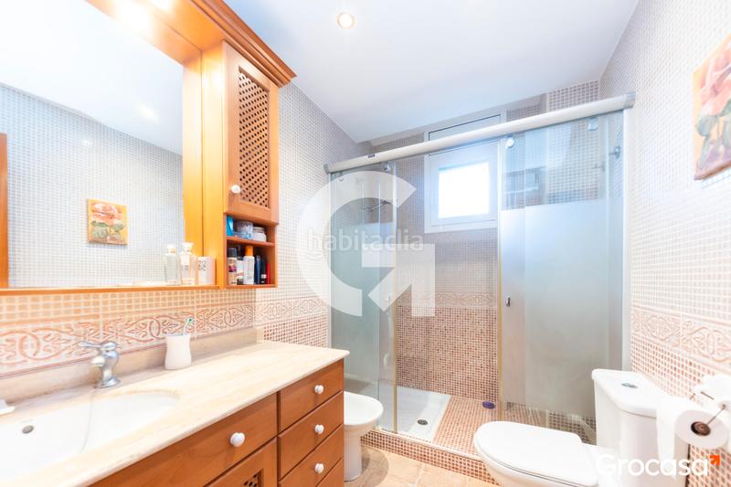 Foto d8362ff4-17c9-47a3-9778-e747b80f84a2. Casa con riscaldamento parcheggio piscina in Vallirana