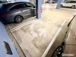 Autoparkplatz in Eixample Sud - La Barceloneta. Venta de plaza de parking amplia en garaje privado