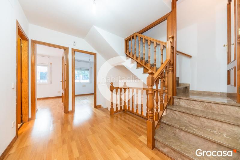 Foto 82f3669c-ef46-4a3d-9302-67f857117be2. Maison jumelée avec chauffage parking dans Els Canons - Les Orioles - Can Paulet Sant Boi de Llobregat