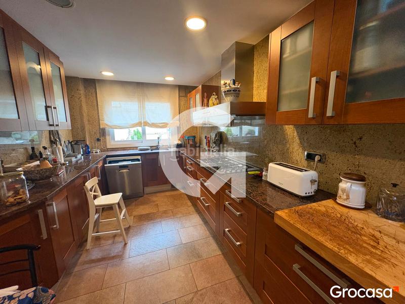 Foto 8f1e48b4-5f0a-4c65-964d-1131333d51c3. Casa con riscaldamento parcheggio in Centre Mataró