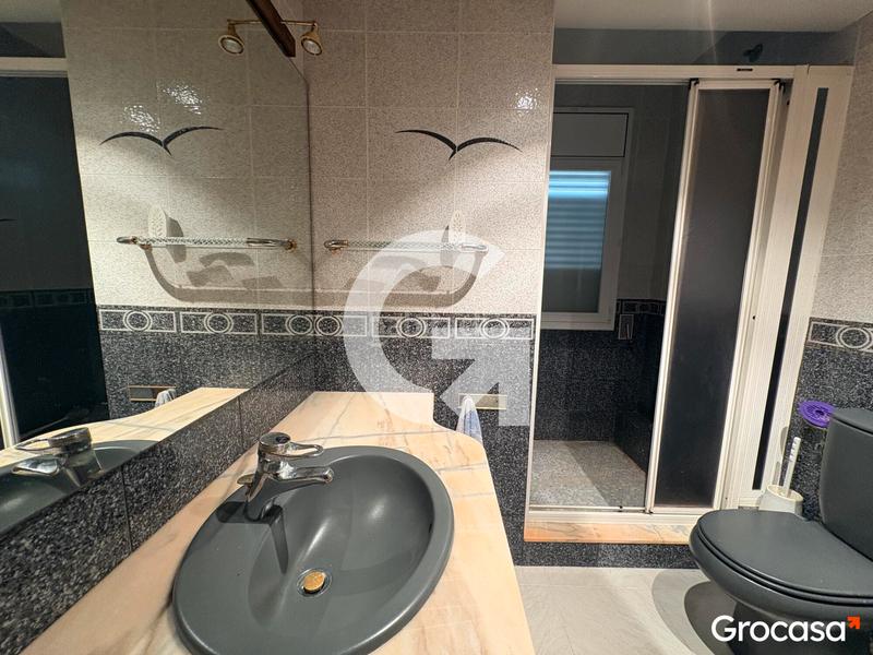 Foto b03f1dff-f5b9-469a-995a-c1af9627aef2. Casa con riscaldamento parcheggio in Centre Mataró