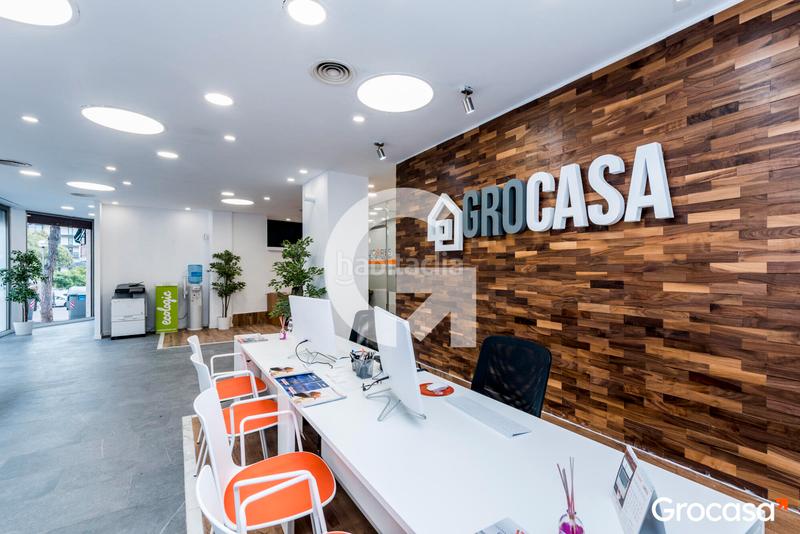 Foto 01d307ed-22be-4afd-808e-779ea21d3a1e. Ático  con ascensor exterior en Les Planes Hospitalet de Llobregat (L´)