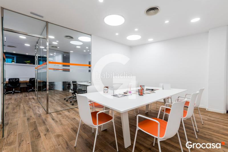 Foto ac0f7fbb-7b97-4904-a573-e0a75b43d377. Ático  con ascensor exterior en Les Planes Hospitalet de Llobregat (L´)