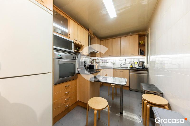 Foto 2c1e60e3-8fee-4557-8128-c6a2d704fd43. Appartamento con riscaldamento in La Nova Esquerra de l´Eixample Barcelona