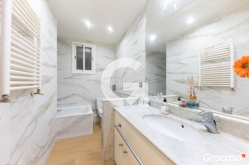 Foto f4c7d53b-3213-45f4-a247-57912e4a50d0. Appartamento con riscaldamento in La Nova Esquerra de l´Eixample Barcelona