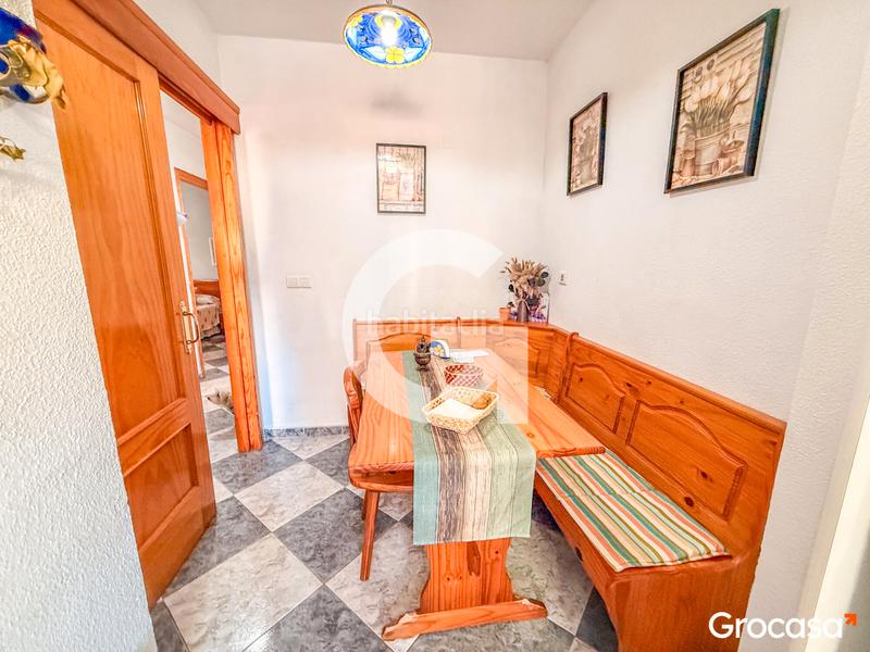 Foto 87a25dc0-4e3d-4e07-9ea4-d99b9ec826ab. Piso cerca de la playa en Paseo Marítimo de Levante Torre del Mar