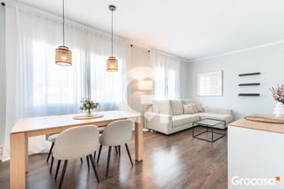 Appartement à Centre. Piso reformado en pleno centro de sant joan despí  listo para en