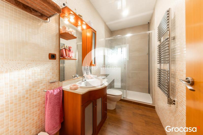 Foto 9b8cd047-9853-4aad-89a2-ce7821e3cba5. Pis amb calefacció a St. Pere - Sta. Caterina - El Born Barcelona