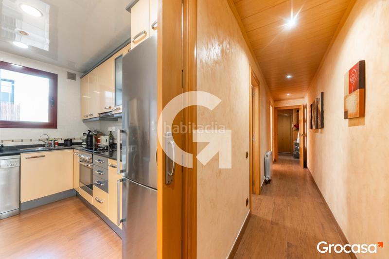 Foto b7ba903f-b95b-43a9-abec-093574e2aa2e. Pis amb calefacció a St. Pere - Sta. Caterina - El Born Barcelona