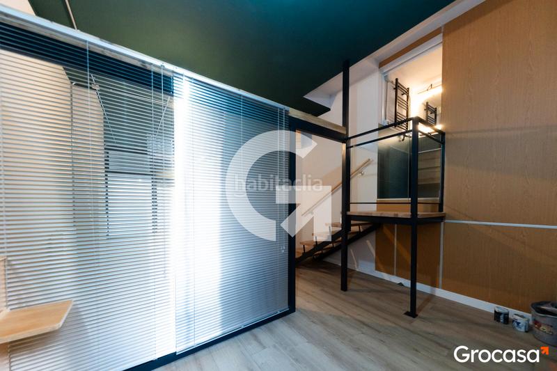 Foto 4d173862-df39-4681-8b8f-8faae12291d6. Piso local vivienda en plaza bacardi en Horta Barcelona