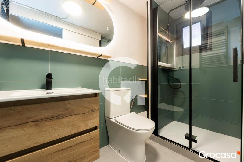 Foto 6814877d-c9a4-4f65-a8b9-51d451a95f70. Piso local vivienda en plaza bacardi en Horta Barcelona