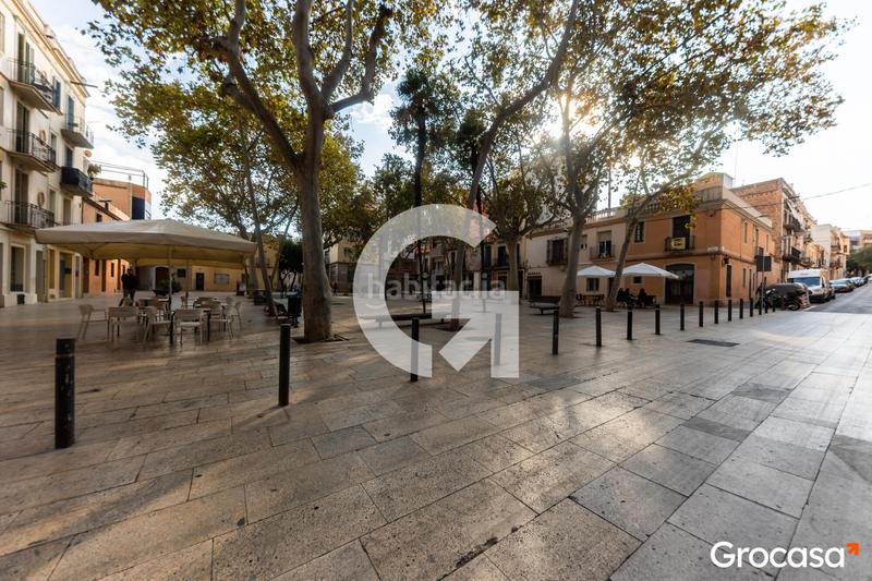 Foto e73479bb-c759-4927-81e7-9d7cbd00591a. Piso local vivienda en plaza bacardi en Horta Barcelona