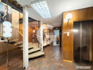 Gebäude  Cl progres del. Edificio  frente al  mercado de collbanc